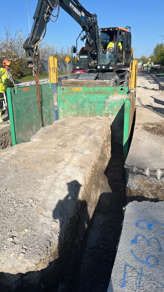 Single Slide Rail