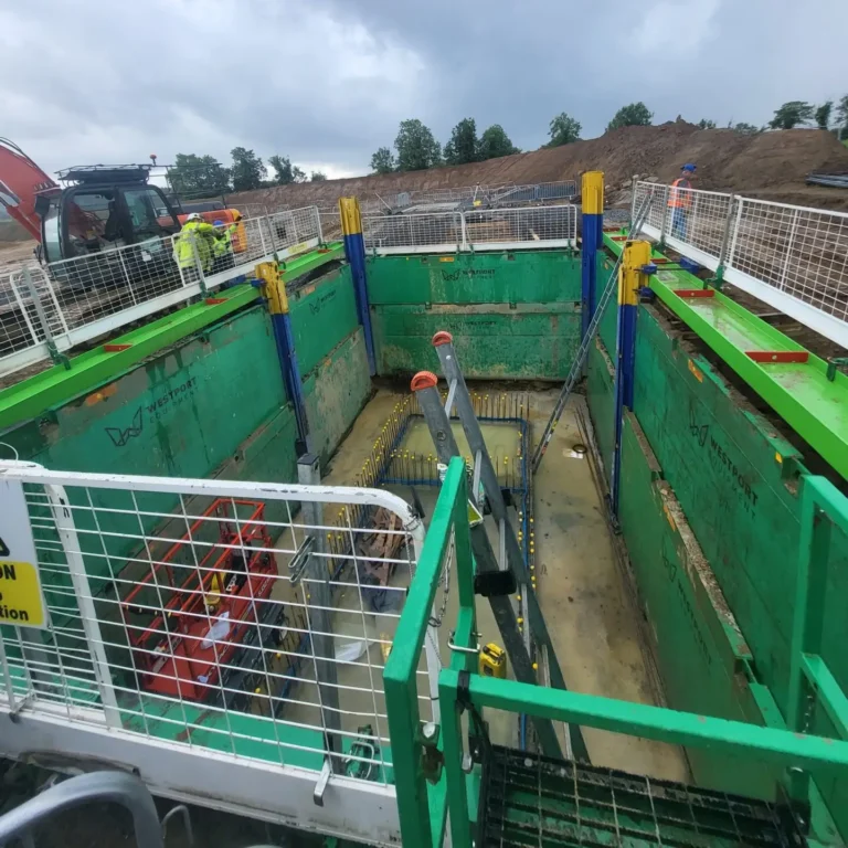 Double Slide Rail with Tie Back beam crop